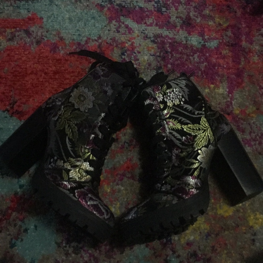 Floral lugged booties